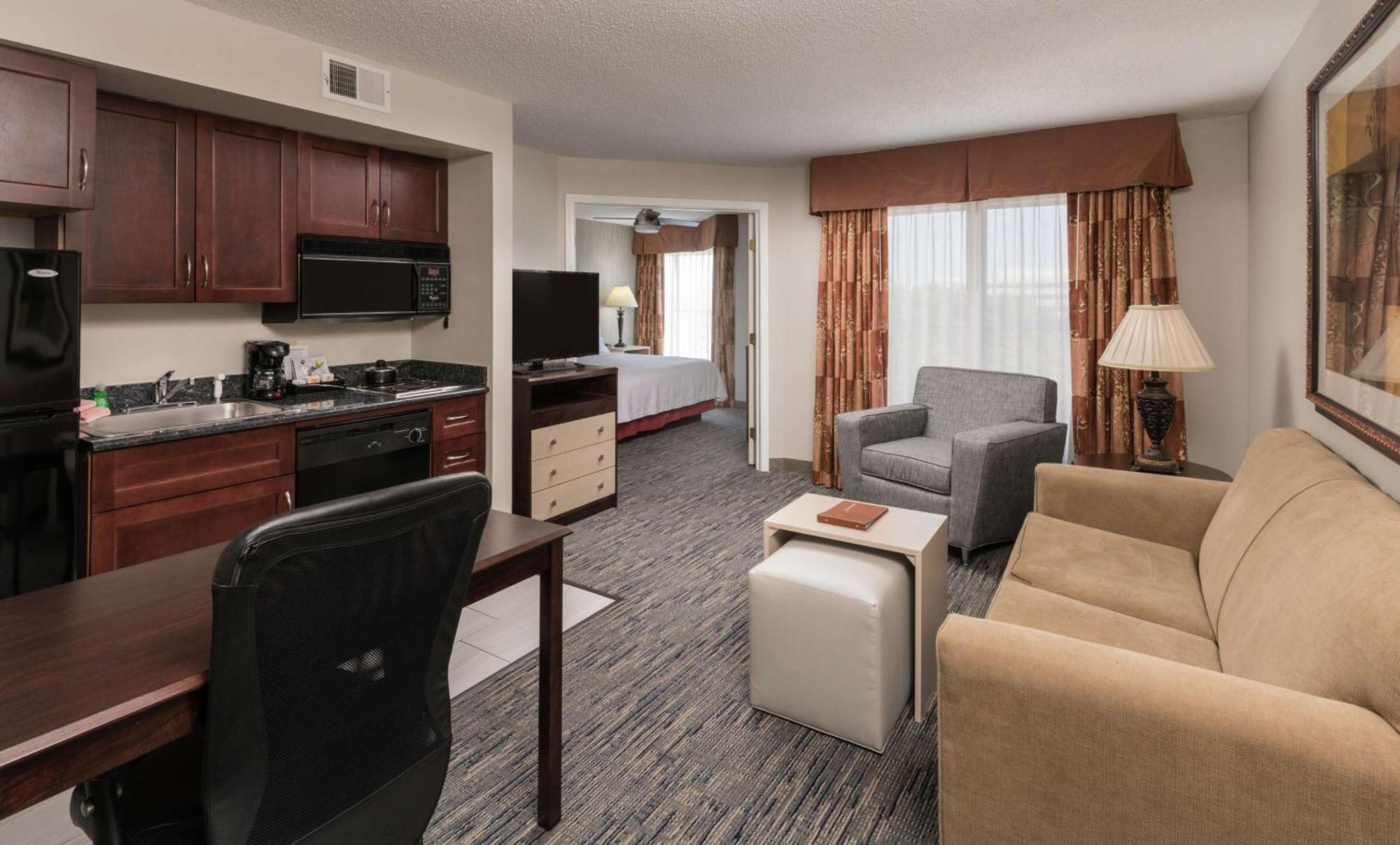 Homewood Suites By Hilton Chicago - Шаумбург Екстер'єр фото